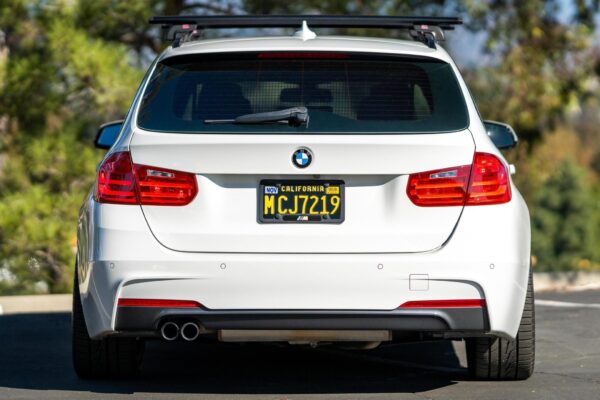 2015 BMW 328i xDrive Sports Wagon - Image 5