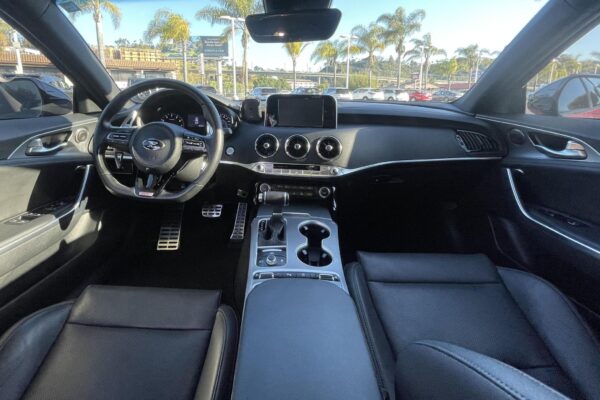 2020 Kia Stinger GT - Image 8