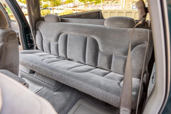 1997 GMC Sierra 1500 SLE - Image 9