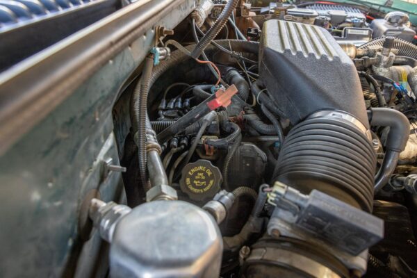 1997 GMC Sierra 1500 SLE - Image 13