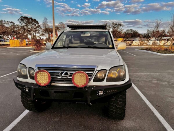 2004 Lexus LX 470 - Image 14