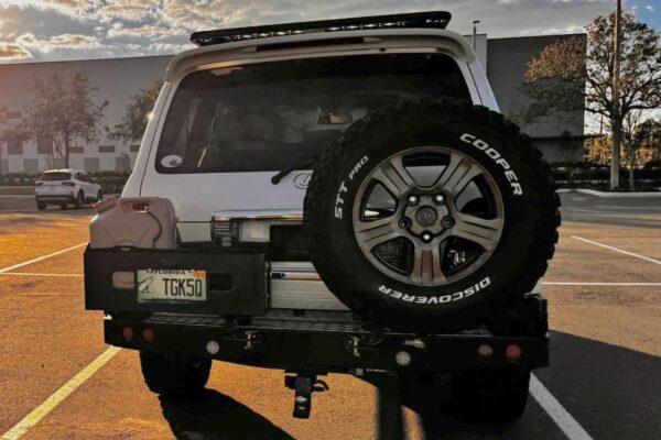 2004 Lexus LX 470 - Image 16
