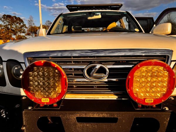 2004 Lexus LX 470 - Image 13