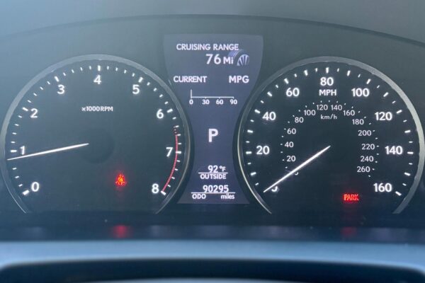 2017 Lexus LS 460 - Image 7