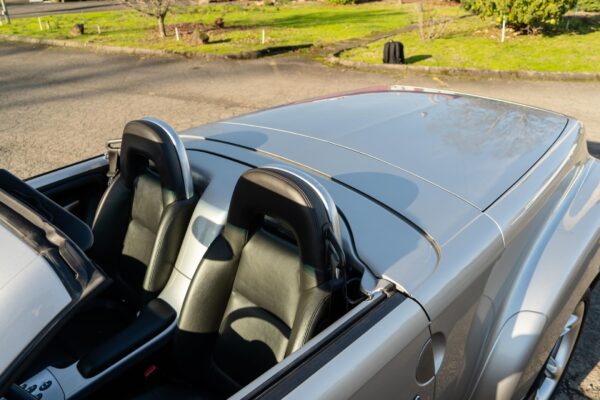 2004 Chevrolet SSR - Image 11