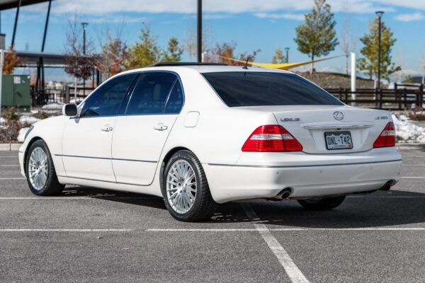 2005 Lexus LS 430 - Image 15