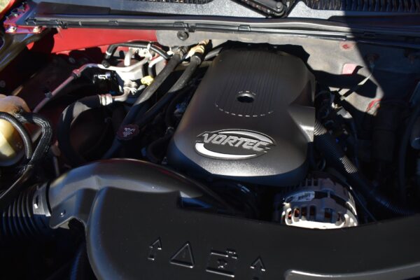 2004 Chevrolet Suburban 2500 LT 4x4 - Image 16