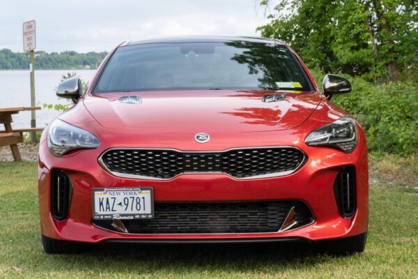 2018 Kia Stinger GT2 AWD - Image 2