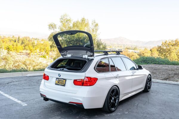2015 BMW 328i xDrive Sports Wagon - Image 9
