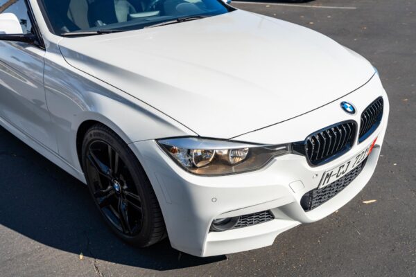 2015 BMW 328i xDrive Sports Wagon - Image 11