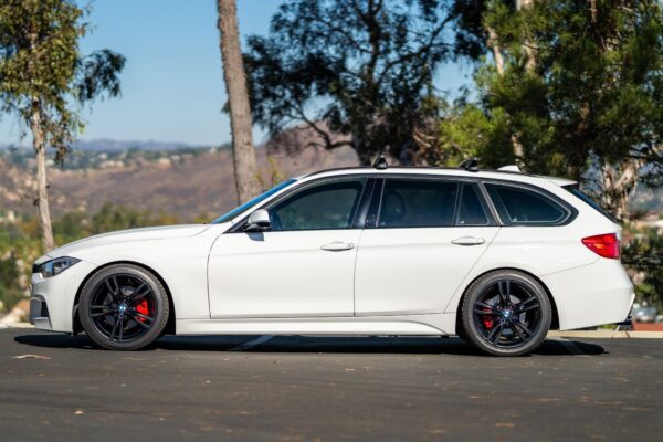 2015 BMW 328i xDrive Sports Wagon - Image 6