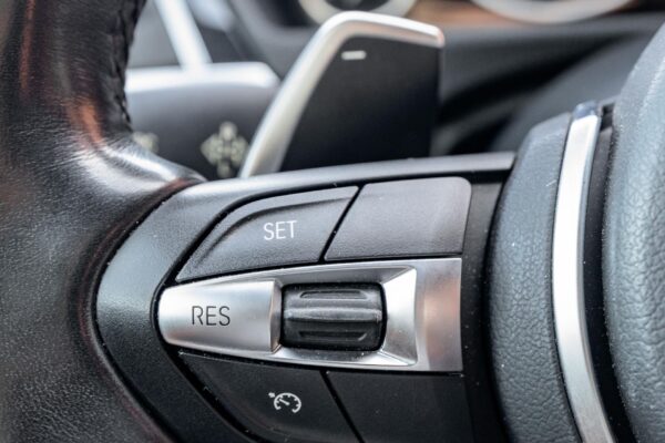 2015 BMW 328i xDrive Sports Wagon - Image 24