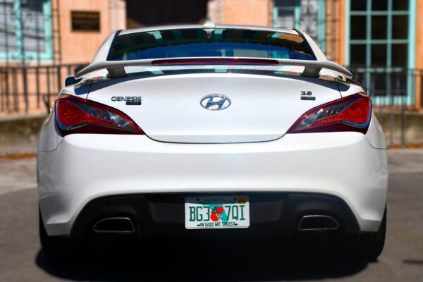 2013 Hyundai Genesis Coupe 3.8 R-Spec - Image 5