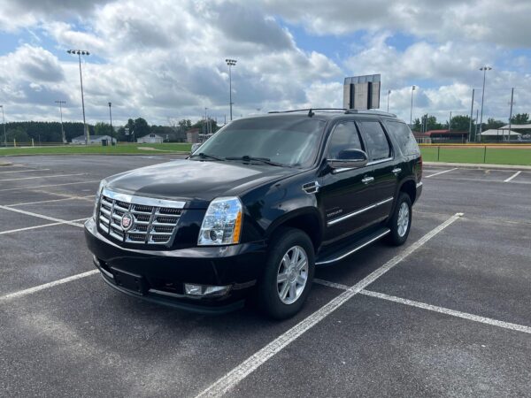 2010 Cadillac Escalade - Image 11