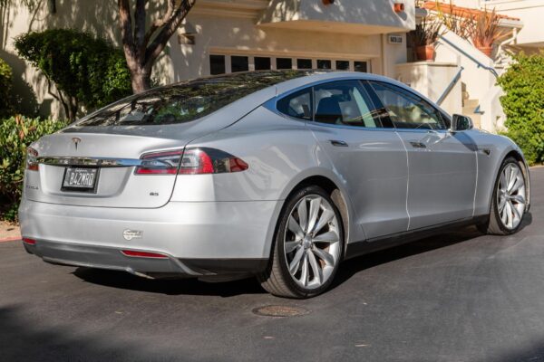 2013 Tesla Model S 85 - Image 4