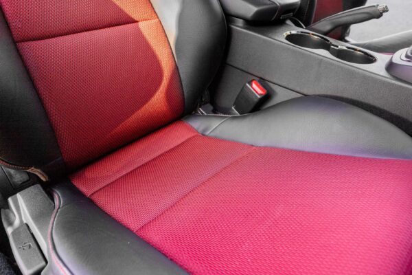 2012 Hyundai Genesis Coupe 3.8 R-Spec - Image 15