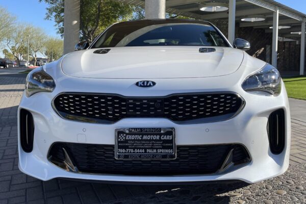 2019 Kia Stinger GT2 AWD - Image 2