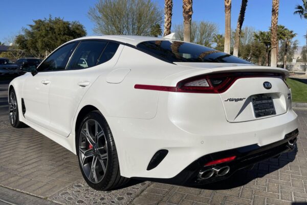 2019 Kia Stinger GT2 AWD - Image 4
