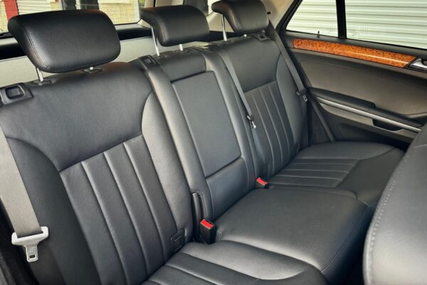 2008 Mercedes-Benz ML350 - Image 8