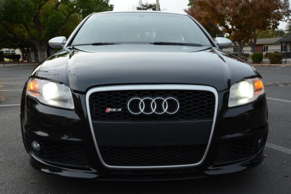 2007 Audi RS4 Sedan - Image 2