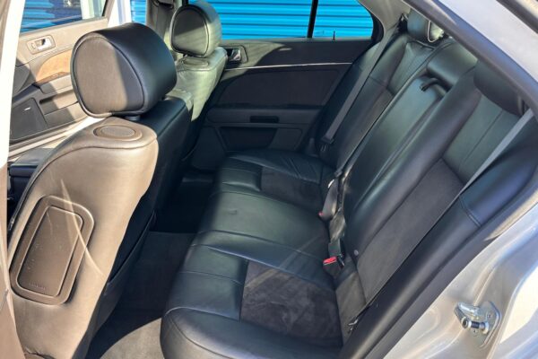 2007 Cadillac STS-V - Image 17