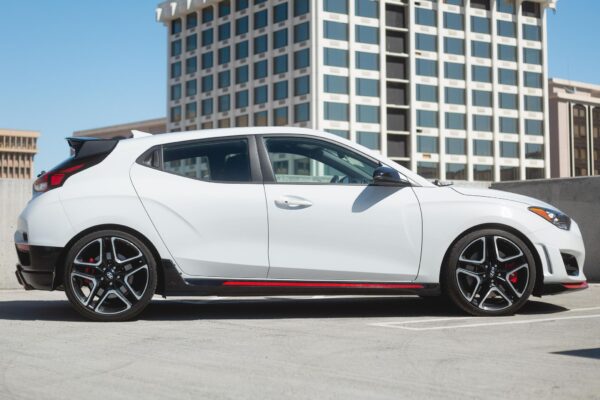 2020 Hyundai Veloster N - Image 3
