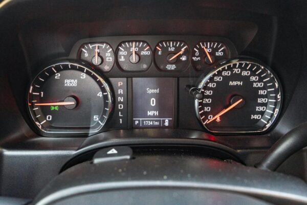 2022 Chevrolet Silverado 4500HD Medium Duty 4x4 - Image 9