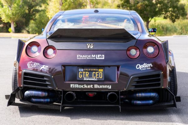 2015 Nissan GT-R Premium - Image 5