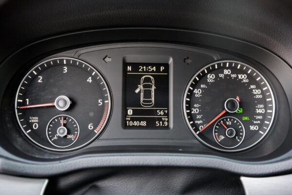 2015 Volkswagen Passat TDI SE - Image 3
