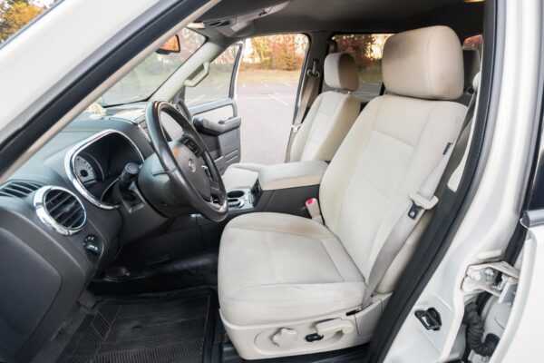 2011 Ram 3500 Laramie 4x4 - Image 13