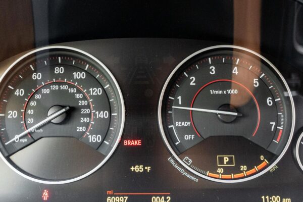 2015 BMW 328i xDrive Sports Wagon - Image 16