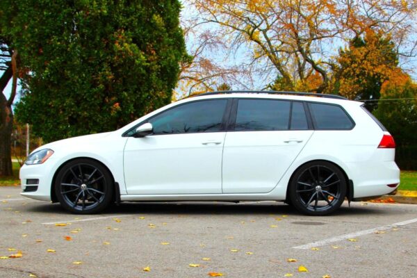 2015 Volkswagen Golf SportWagen SE - Image 14