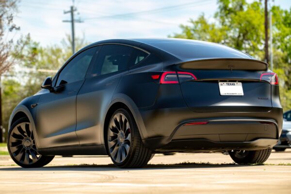 2023 Tesla Model Y Performance - Image 4
