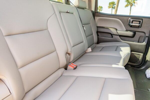 2022 Chevrolet Silverado 4500HD Medium Duty 4x4 - Image 8
