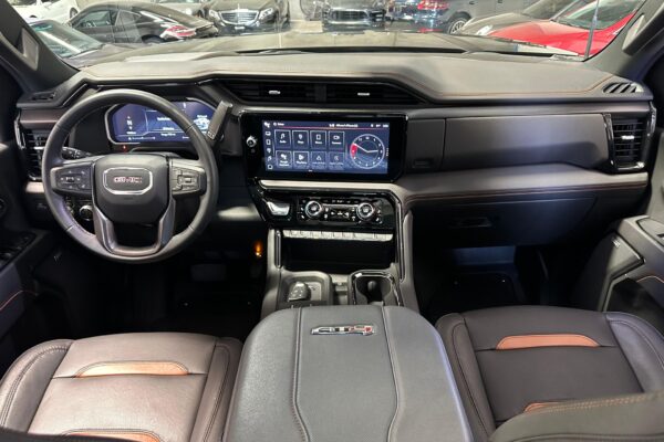2024 GMC Sierra 2500HD AT4 - Image 8