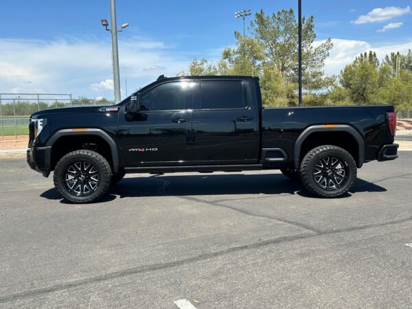 2024 GMC Sierra 2500HD AT4 - Image 7