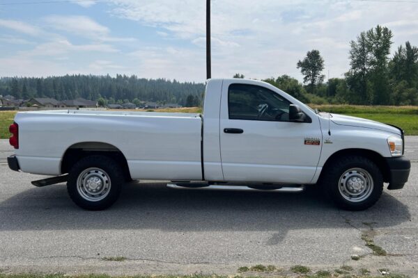 2008 Dodge Ram 2500 ST - Image 3