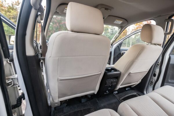 2011 Ram 3500 Laramie 4x4 - Image 18