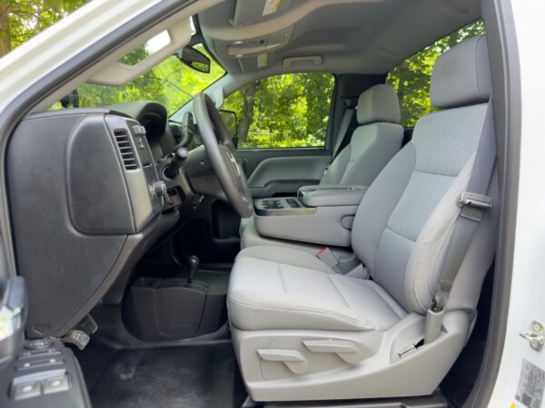 2019 GMC Sierra 2500HD 4x4 - Image 11