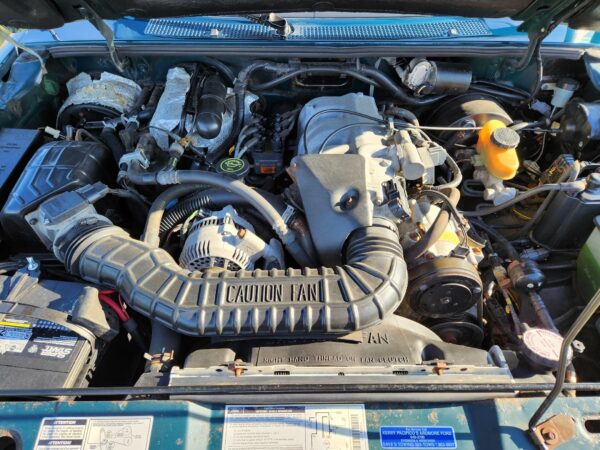1994 Ford Explorer Sport 4x4 - Image 16