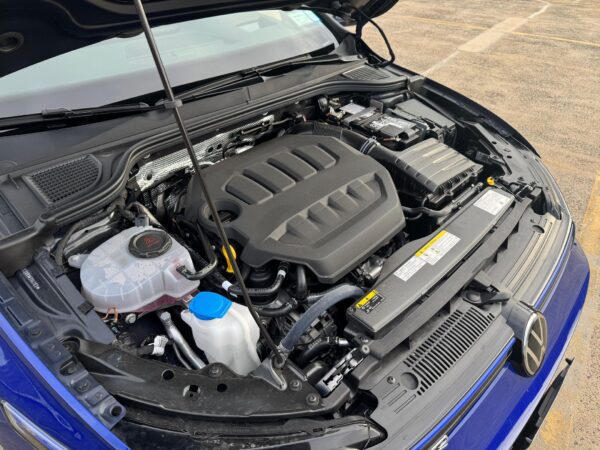 2024 Volkswagen Golf R - Image 3