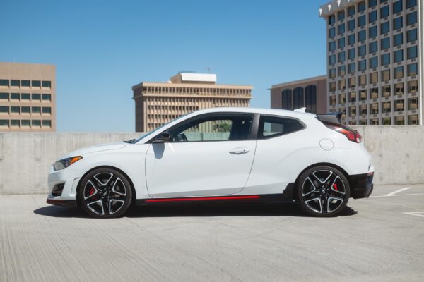 2020 Hyundai Veloster N - Image 6