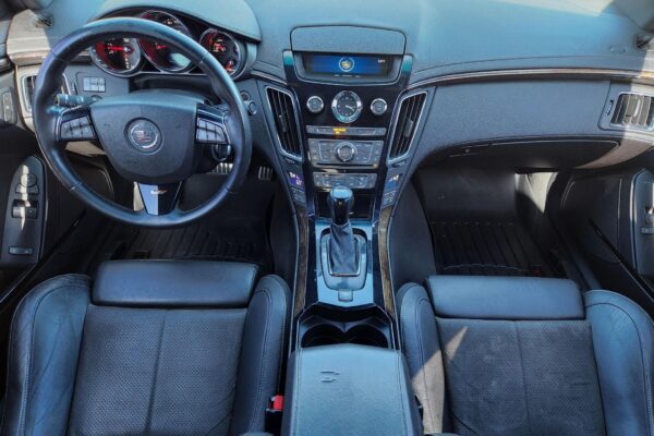 2013 Cadillac CTS-V Coupe - Image 10