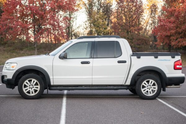2011 Ram 3500 Laramie 4x4 - Image 3