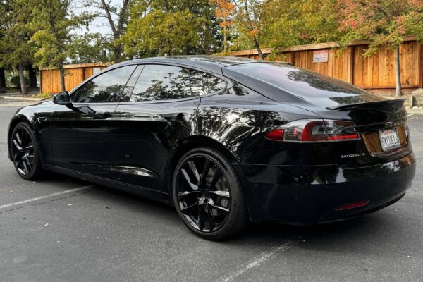 2016 Tesla Model S 75 - Image 4