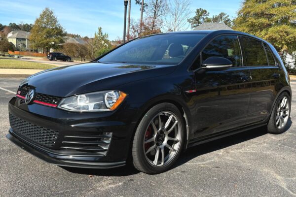 2016 Volkswagen GTI SE - Image 6