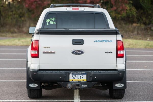 2011 Ram 3500 Laramie 4x4 - Image 5